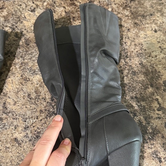 Nine West gray Dakota boots - Picture 13 of 16